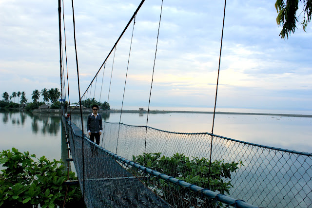 justjovitz_HANGING BRIDGE