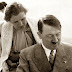 Desecretati atti FBI: la fuga di Adolf Hitler ed Eva Braun in Argentina.