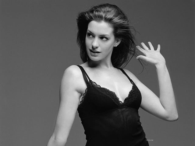 Sexy Anne Hathaway Black Dress Photo Shoot Pics