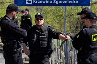 إصابة قائد شرطة بولندية في انفجار قنبلة هدية