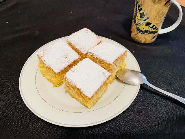 Lemon bars