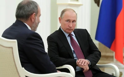 Putin signs bill giving Russian presidents lifetime immunity
