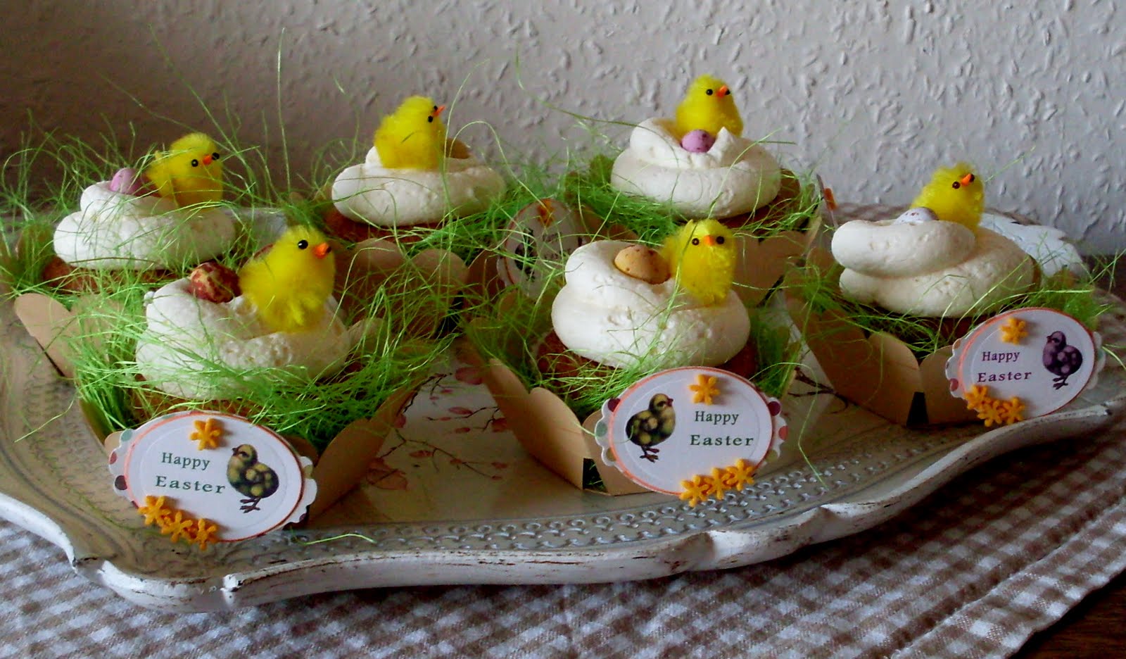 to eggs little chocolate easter with how easter buttercream chicks and  chocolate eggs cupcakes easter make