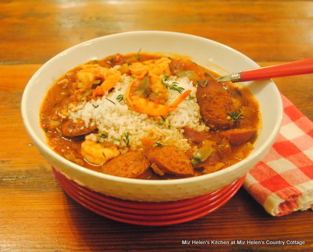 Slow Cooker Sausage and Shrimp Jambalaya At Miz Helen's Country Cottage