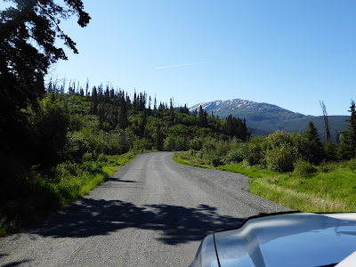 Resultado de imagem para Much of the scenery I saw during our vacation in Alaska was through the windows of moving vehicles. 