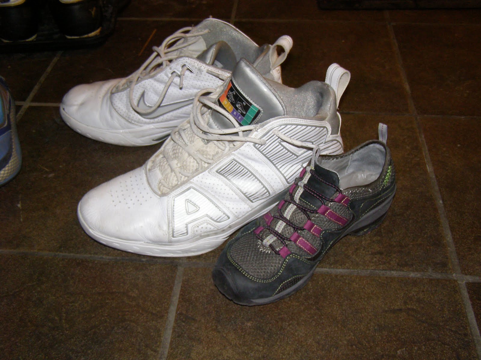 ... one-on-one comparison of my shoe next to one of the boys' shoes