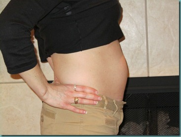 Tummy Pic 22 weeks 3-6-11