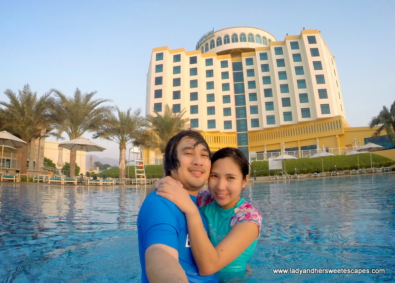 Ed and Lady at Oceanic Hotel in Khorfakkan