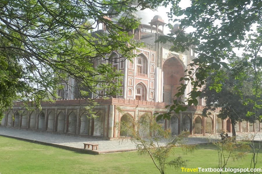 Rahim Khan's Tomb