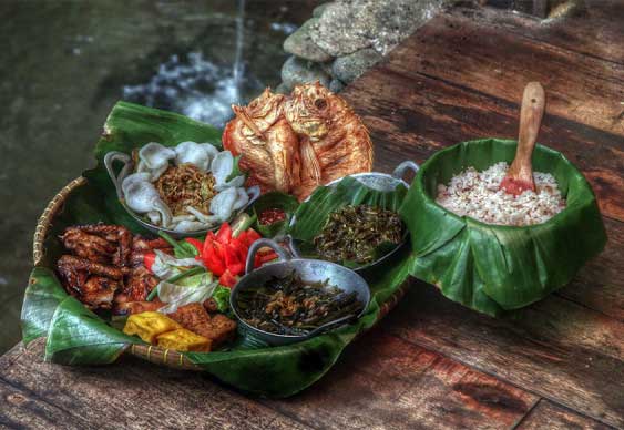 Wisata Kuliner Sapu Lidi Bandung