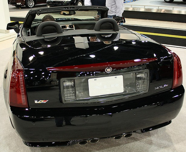 2009 Cadillac XLR-V Review