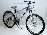 B 26 Inch Element Police 911 Vancouver Mountain Bike in Grey
