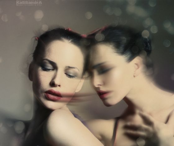 kassandra elka vizerskaya fotografia manipulação digital mulheres sensuais surreal