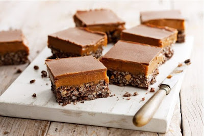 Chocolate crackle peanut caramel slice