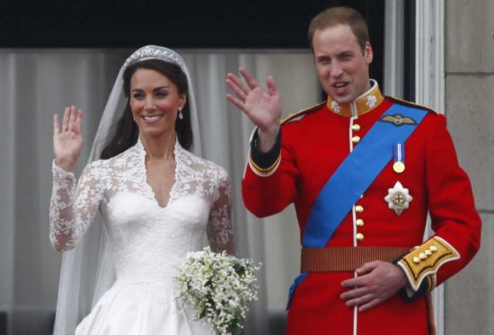 kate middleton wedding dress alexander mcqueen prince william of gloucester. Prince William donned a