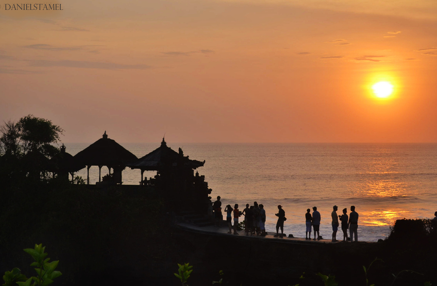 FOTO GAMBAR  SUNSET MATAHARI TENGGELAM TERINDAH freewaremini