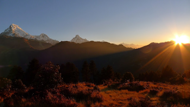 Sunrise view from Poon Hill