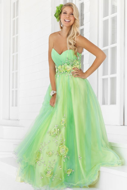 beautiful-lime-green-bridesmaid-dress-sweetheart-strapless-amazing-tulle-a-line-maxi-dress