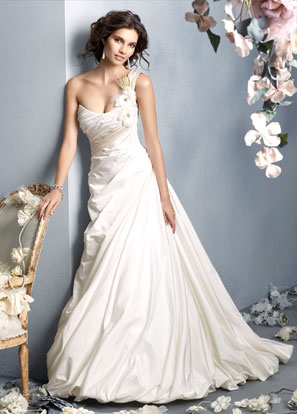 One shoulder wedding gowns are generally designed to enhance the elegance 