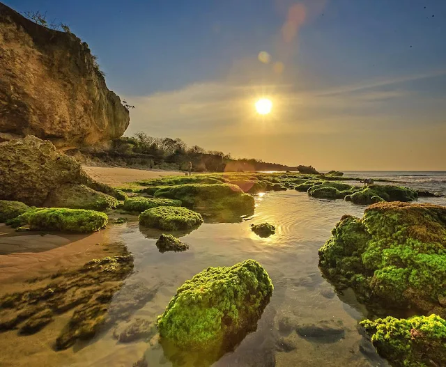 indahnya pantai tegalwangi