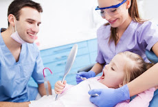 تفسير حلم رؤية دكتور أو طبيب الأسنان في المنام 