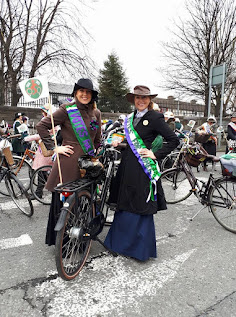 Women cycling