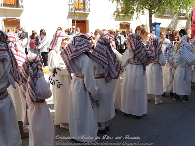 Cronica de la Semana Santa: Salida de la Borriquita y Virgen de la Soledad