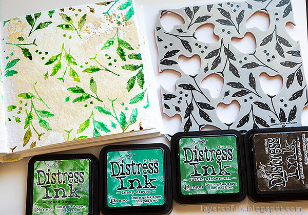 Layers of ink - Folk Art Flowers Art Journal Tutorial - Layers of ink. Stamp with Distress Ink.
