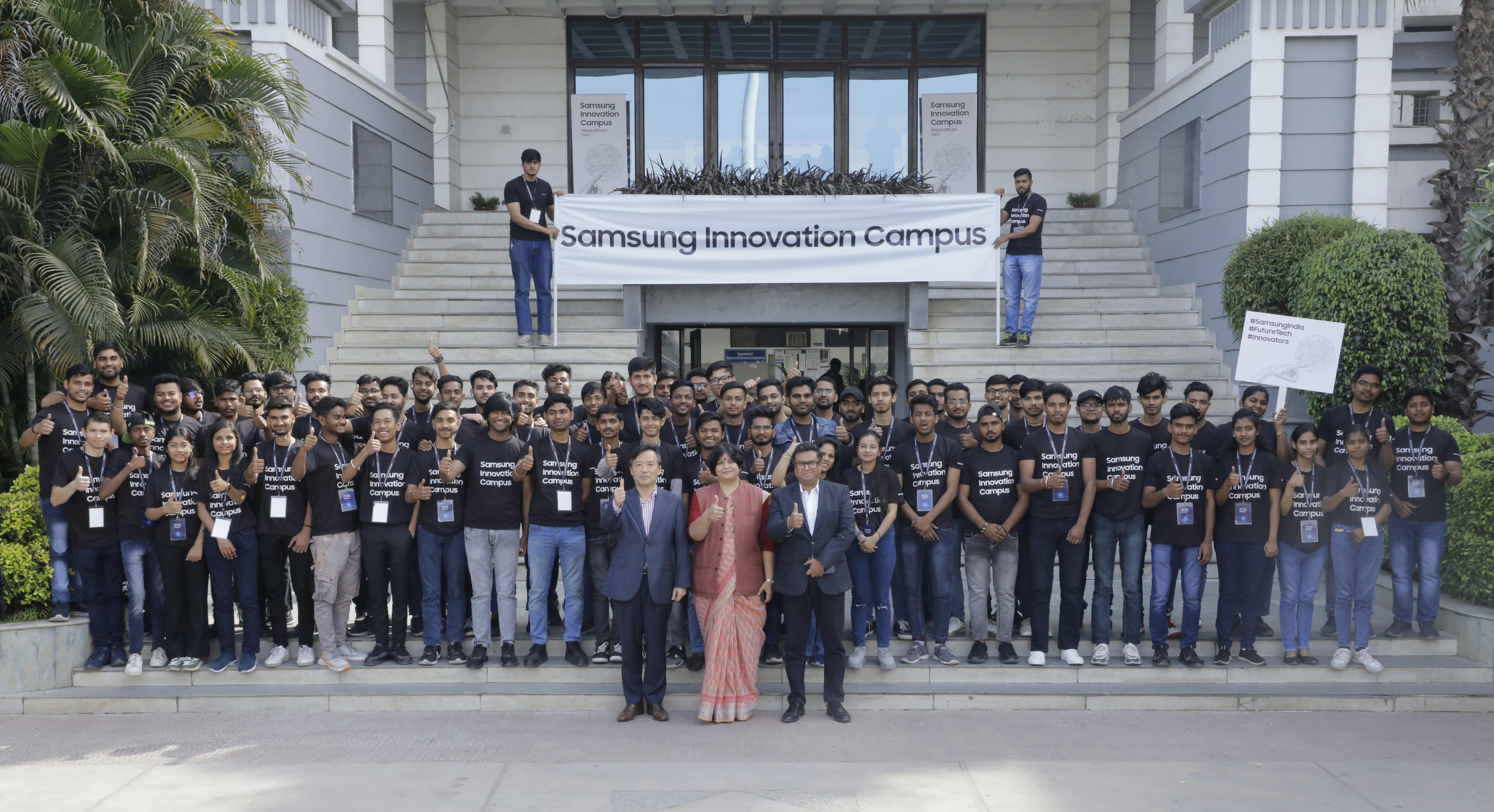 First Students' Batch of ‘Samsung Innovation Campus’ in Delhi Graduate with Certificates in Coding, Programming & IoT; Flagship CSR Program Aims to Make Students Job-Ready with Future Tech Skills