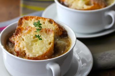 Recipe for French onion soup and cheese gratin Recipe in english