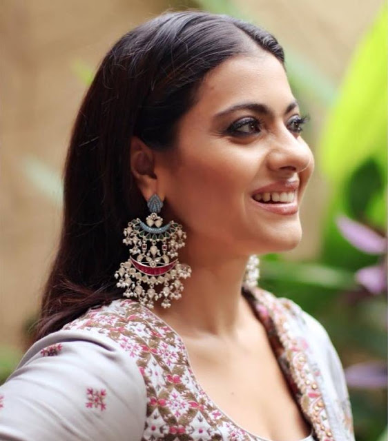 Kajol cute smiling pics at event 