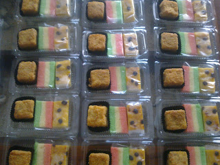 Butik Kue: Snack Box & Pao Srikaya