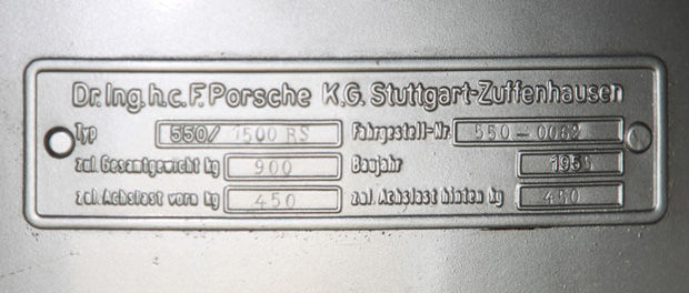 Porsche 550 Spyder | modern design by moderndesign.org