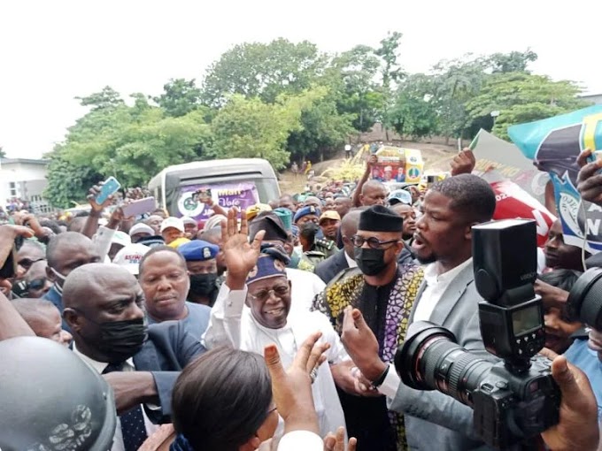 Bola Tinubu, APC Leaders With Supporters Storm Obasanjo's House In Abeokuta 