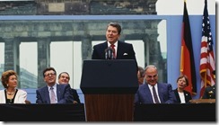 reagan.berlin.wall..2.1987