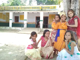 Jaunpur Live : प्राथमिक विद्यालयों की झांकी देख गद्गद हो गया दिल
