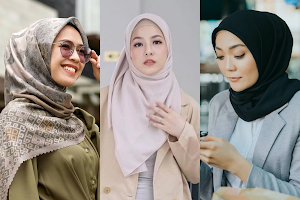 Cara Kreatif Memakai Hijab Segi Empat Kekinian