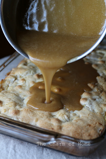 Caramel Peach Cake with Caramel Topping