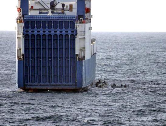 Foto-aksi-perompak-bajak-laut-Somalia