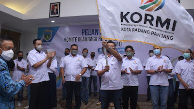 Pengurus KORMI Padang Panjang Resmi Dilantik