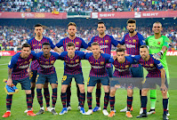 F. C. BARCELONA. Temporada 2018-19. Clément Lenglet, Rakitic, Busquets, Piqué y Cillessen; Messi, Semedo, Sergi Roberto, Arthur, Coutinho y Jordi Alba. VALENCIA C. F. 2 (Gameiro, Rodrigo) F. C. BARCELONA 1 (Messi). 25/05/2019. Copa del Rey, final. Sevilla, estadio Benito Villamarín.