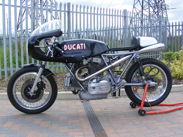 CUSTOM DUCATI 900 TRACK BIKE