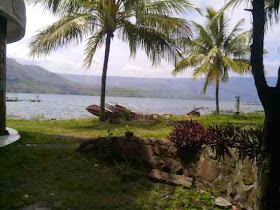 Danau Toba dari Pangururan