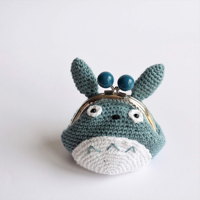 crochet totoro purse 