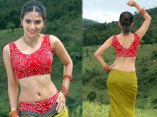 Aditi Sharma Different Look Wallpapers