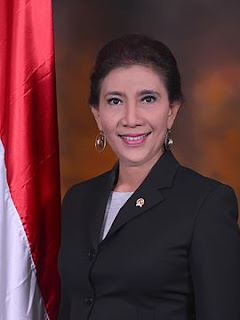 menteri sensasional