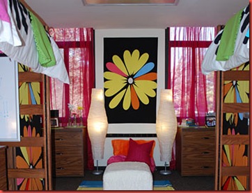20090129-tows-dorm-room-makeover-350x263