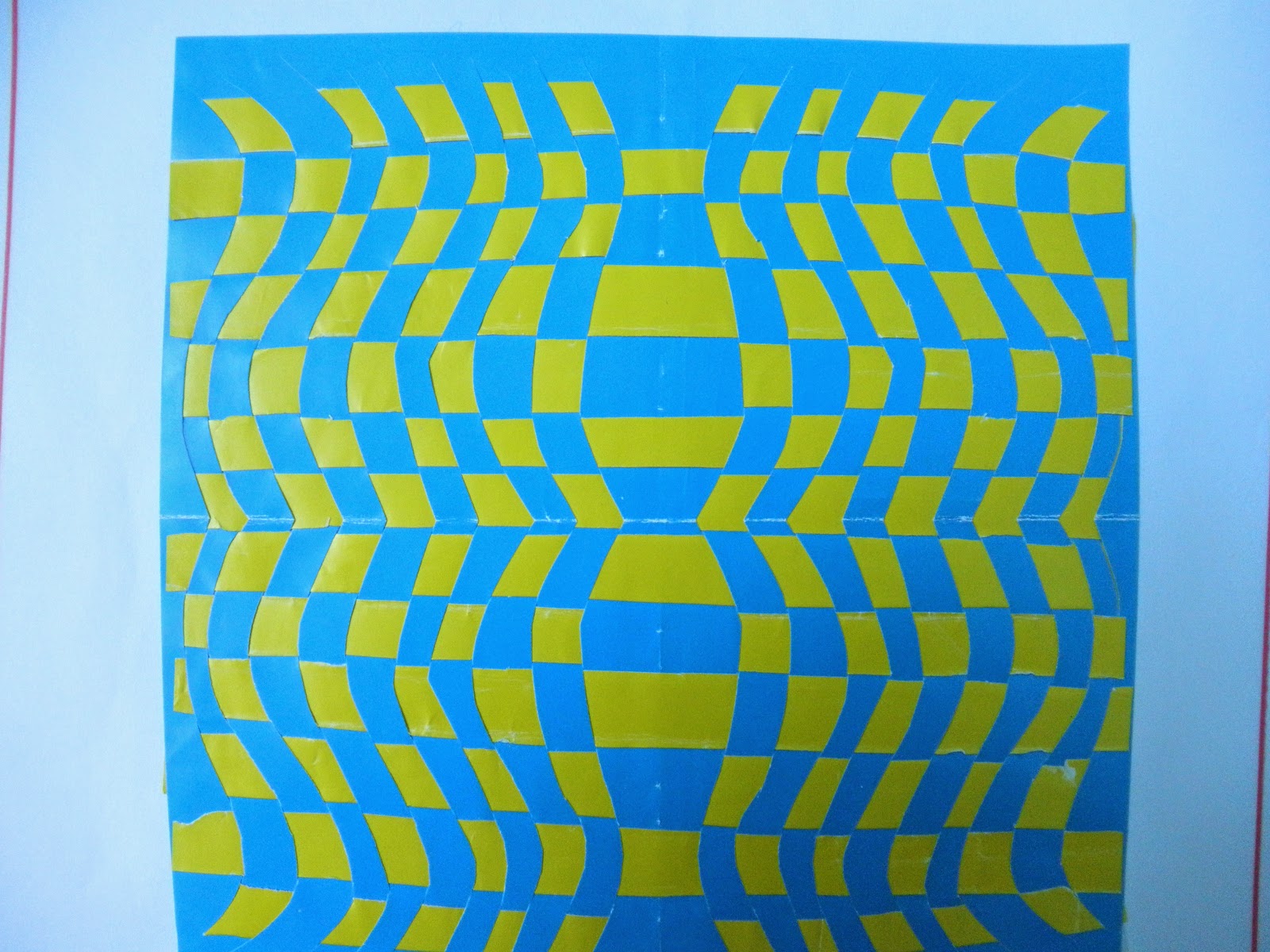 bentuk pola  menganyam dengan kertas  origami  Goresan Kecil