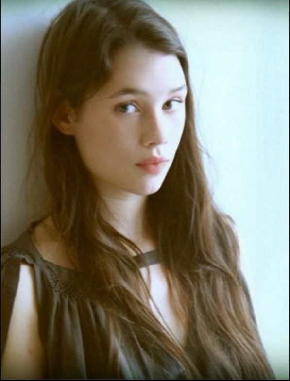 astrid berges frisbey naked