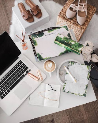 SHOES LAPTOP WORK FLATLAY PALM LEAVES